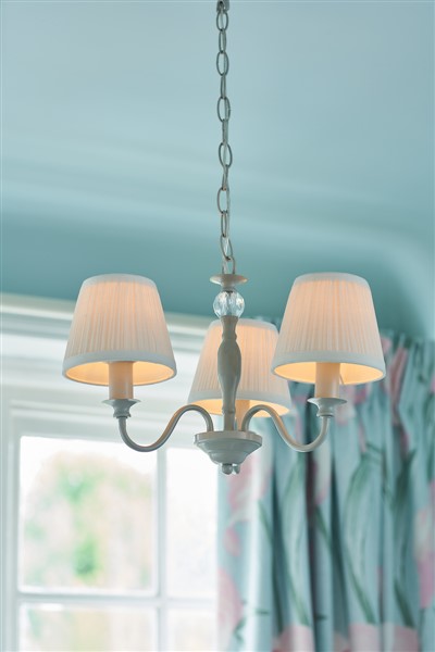 (image for) Laura Ashley Ellis 3lt Pendant Ivory With Shades